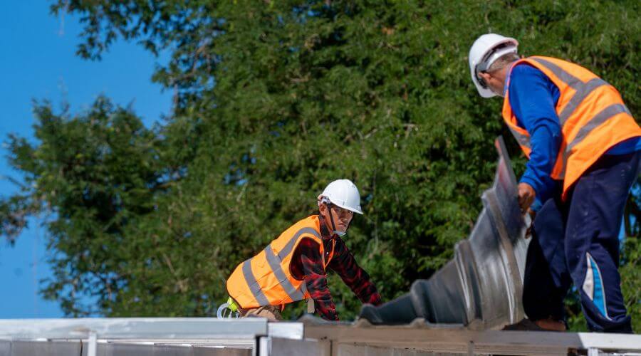 Professional Flat Roofing Installation in Trenton, UT